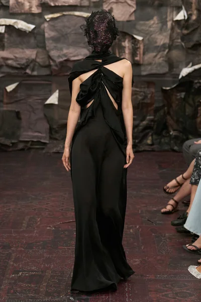 Look 46
